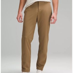 Men’s Lululemon Commission Pant Classic 40”x32” in Artifact Brown